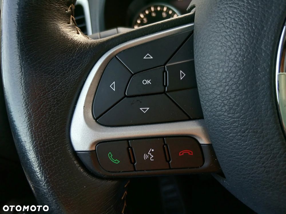 Jeep Renegade 1.4 MultiAir Limited - 30