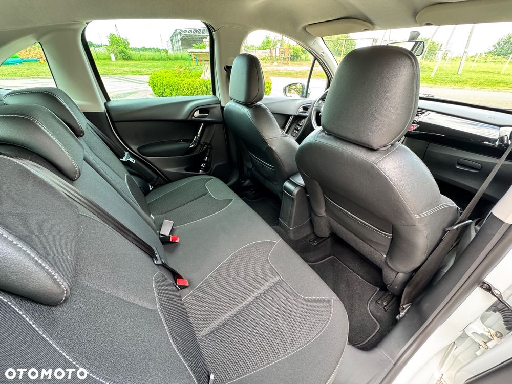 Citroën C3 1.2 PureTech Selection - 27