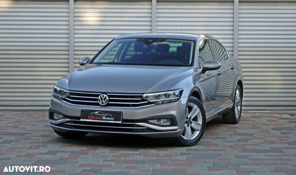 Volkswagen Passat 2.0 TDI DSG Highline - 1