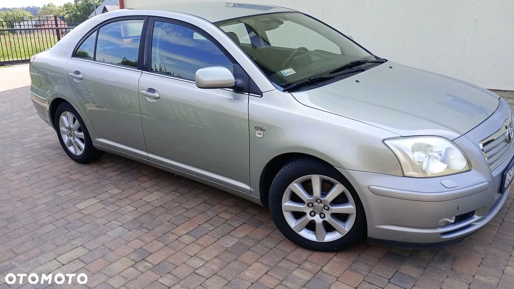 Toyota Avensis 2.0 D-4D Prestige - 4
