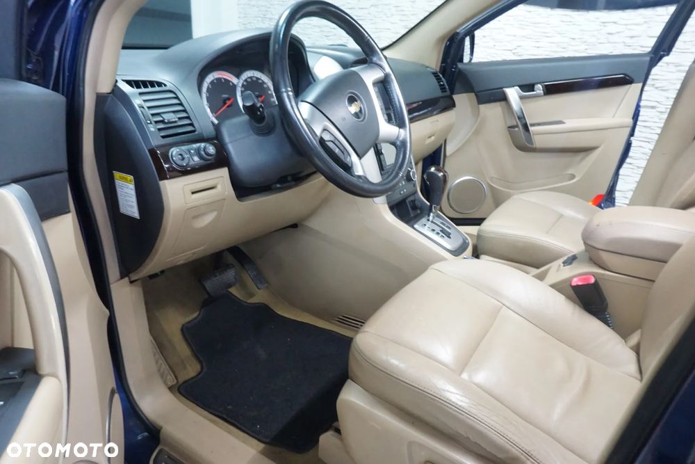 Chevrolet Captiva 2.0 4WD 7 Sitzer Automatik LT - 18