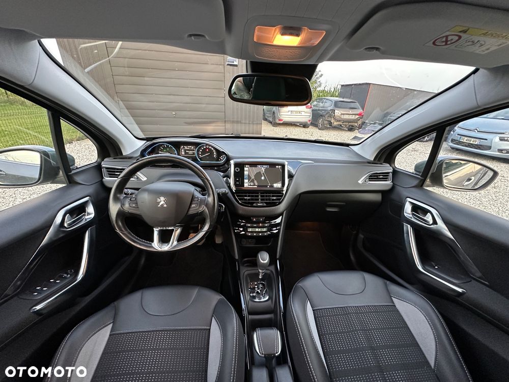 Peugeot 2008 1.2 Pure Tech Active S&S EAT6 - 12