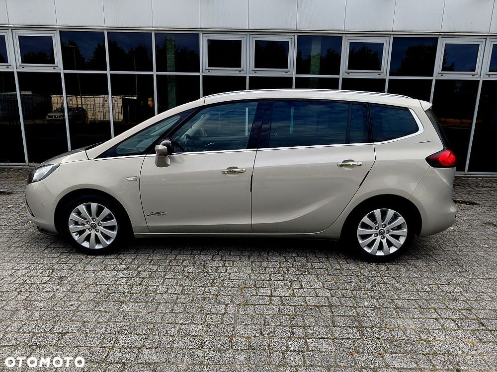 Opel Zafira 2.0 CDTI Cosmo - 24
