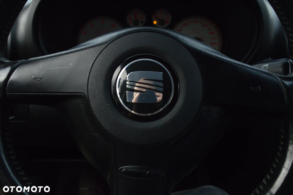 Seat Leon 1.8 T Top Sport - 22