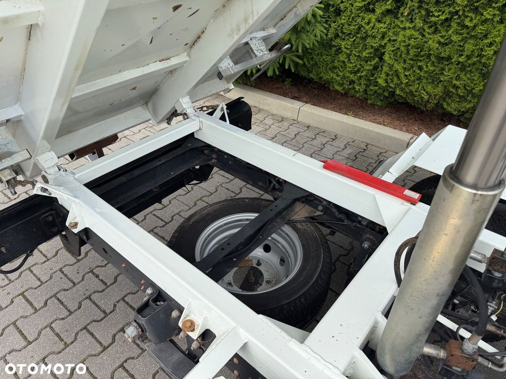 Nissan Cabstar - 20