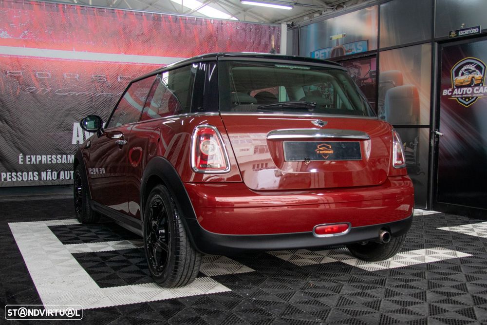 MINI 3 Portas One - 4