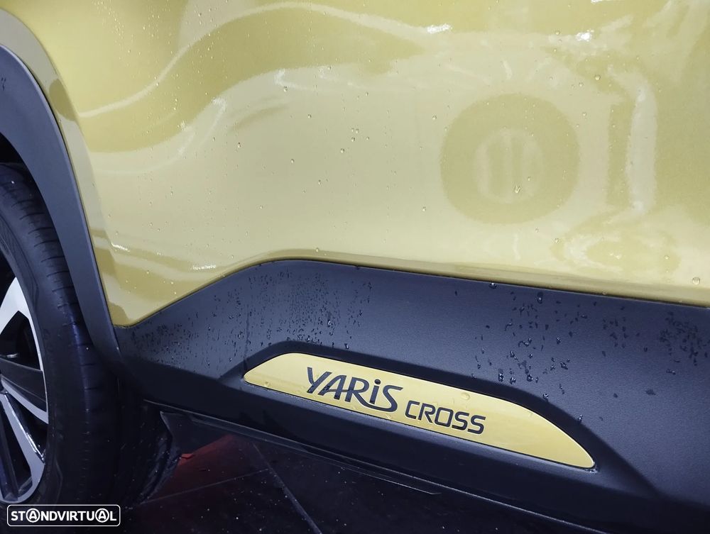 Toyota Yaris Cross 1.5 HDF Premiere Edition - 12