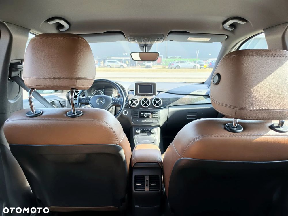 Mercedes-Benz Klasa B 200 CDI (BlueEFFICIENCY) 7G-DCT - 12