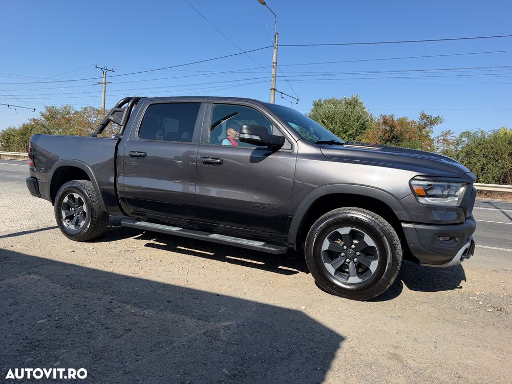 Dodge RAM - 1
