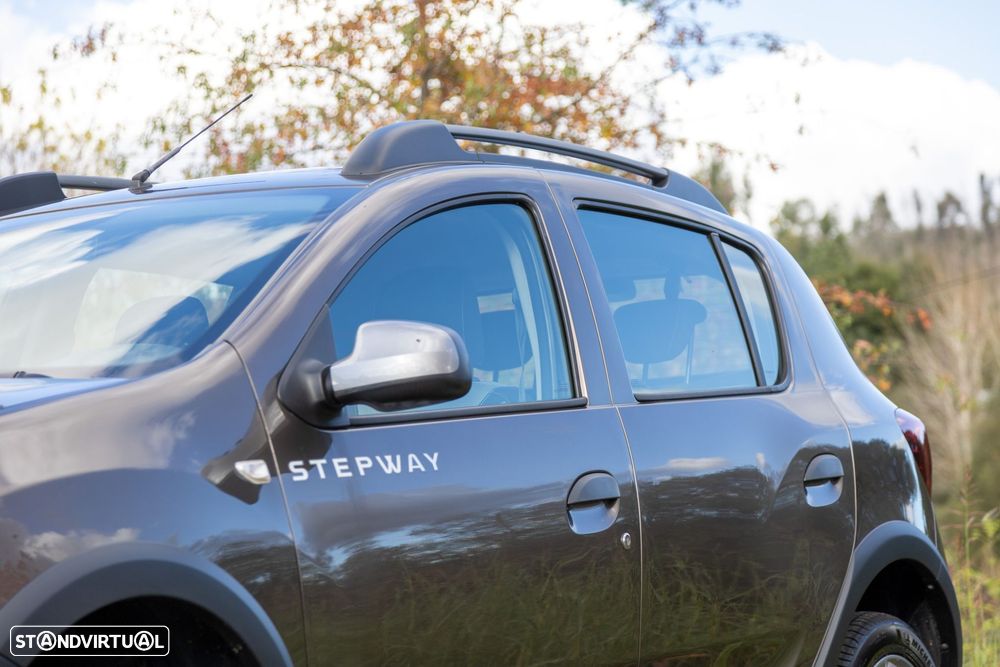 Dacia Sandero 0.9 TCe Stepway - 25