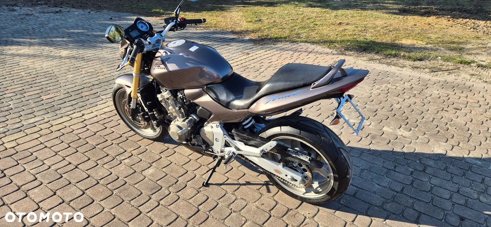 Honda Hornet - 7