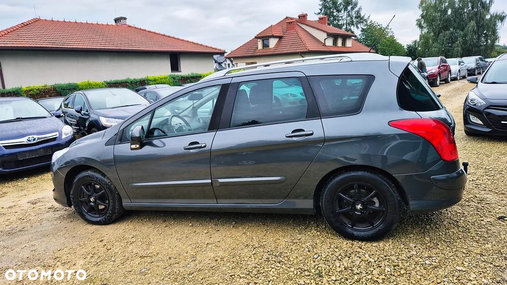 Peugeot 308 1.6 Premium Plus - 23