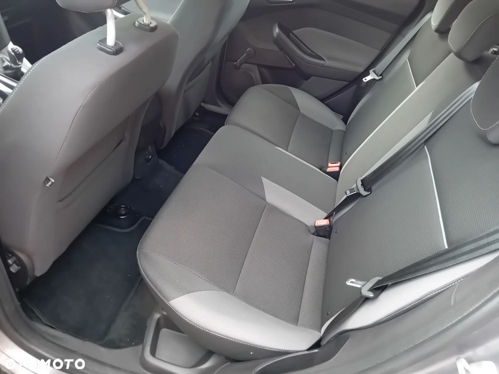 Ford Focus - 11