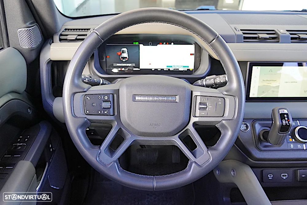 Land Rover Defender 2.0 P400e 110 AWD X-Dynamic SE - 32