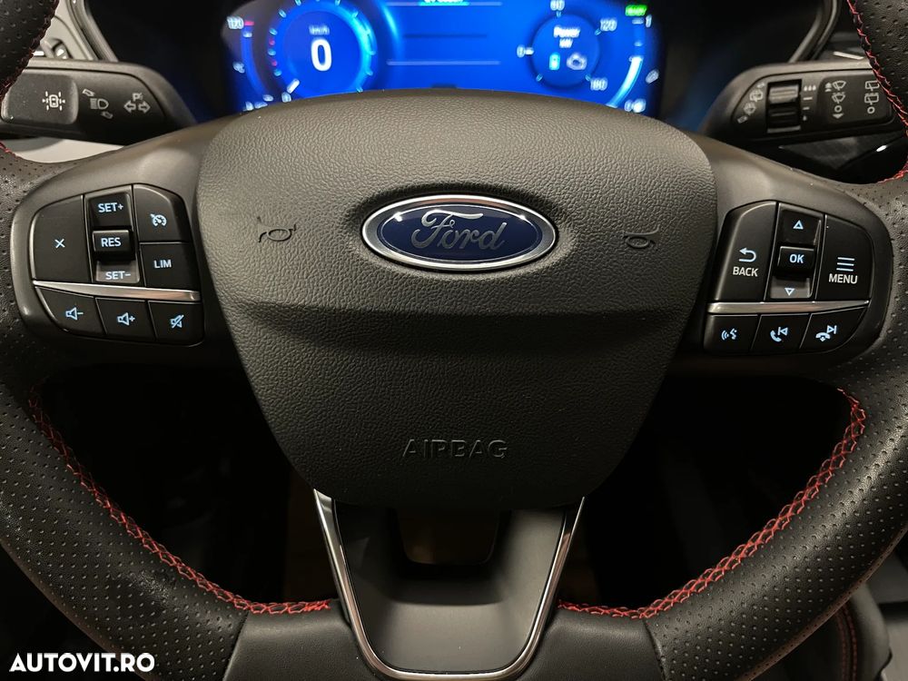 Ford Kuga 2.5 Duratec FHEV 4x4 ST-LINE - 21