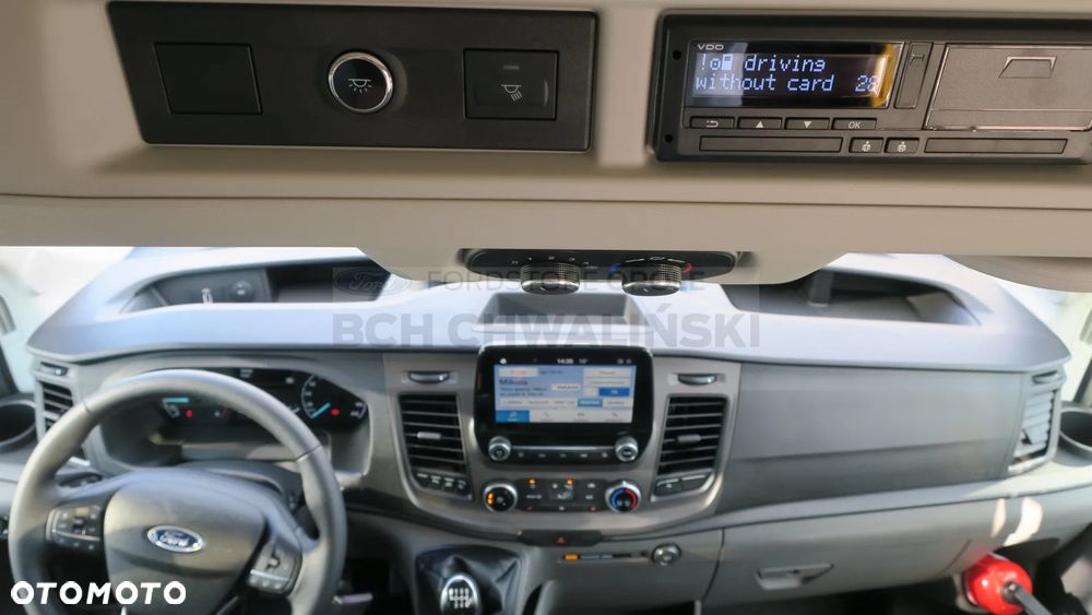 Ford Transit L4 RWD Trend - 10
