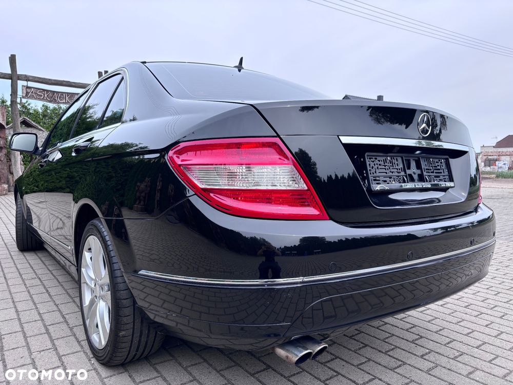 Mercedes-Benz Klasa C 180 Kompressor Automatik BlueEFFICIENCY - 8