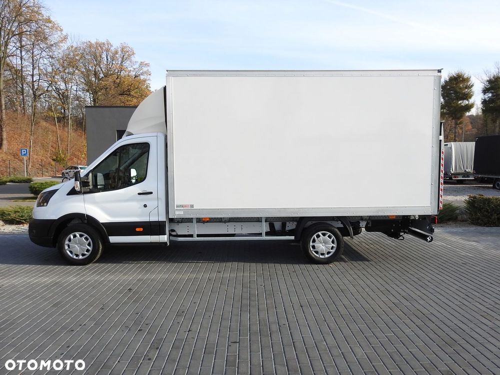 Ford TRANSIT KONTENER WINDA 8 PALET TEMPOMAT KLIMATYZACJA  130KM - 9