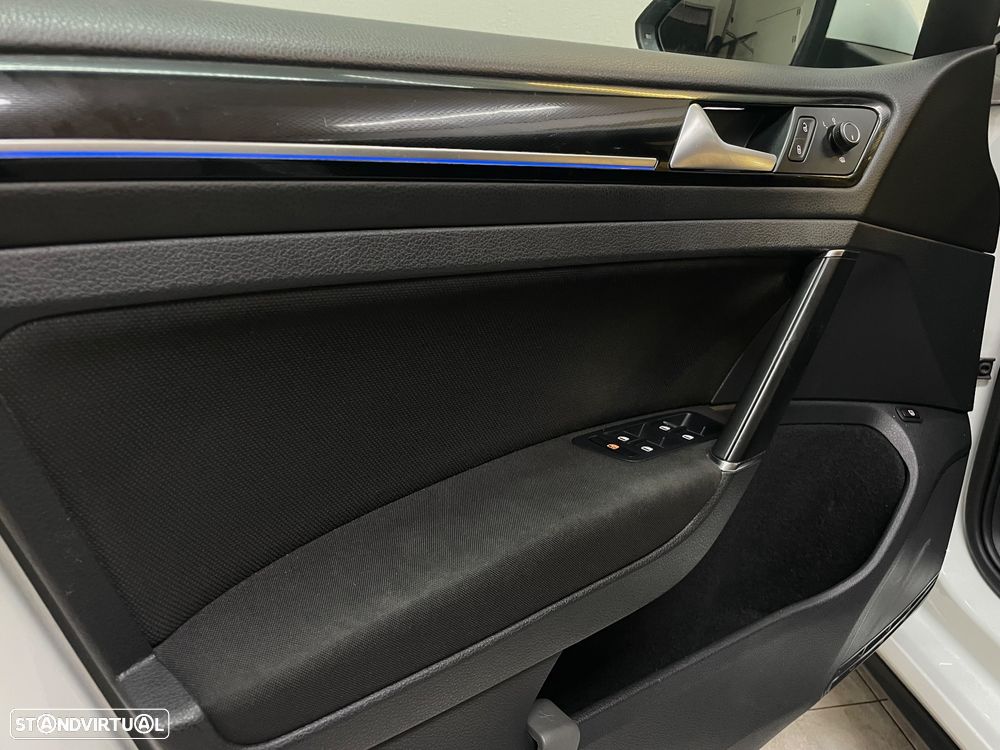 VW Golf 1.4 GTE Plug-In-Hybrid DSG - 20