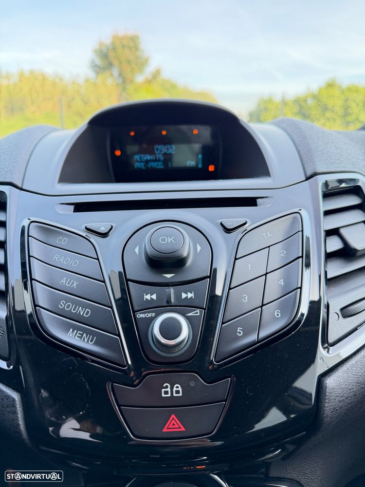 Ford Fiesta 1.5 TDCi Trend - 6