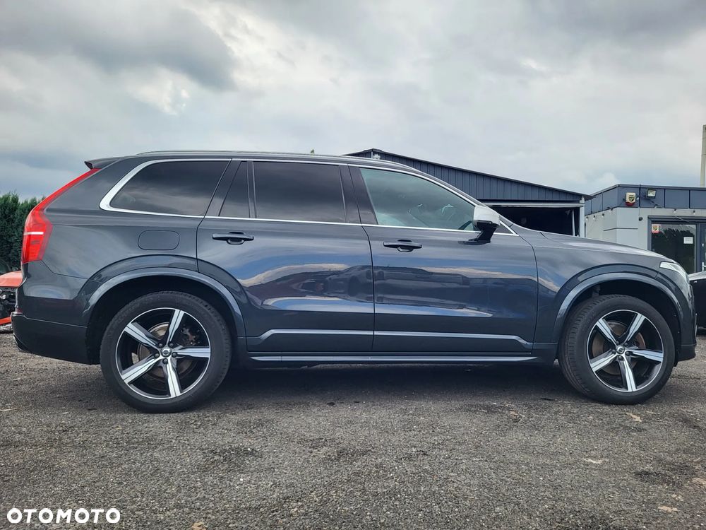 Volvo XC 90 T5 AWD Geartronic RDesign - 3