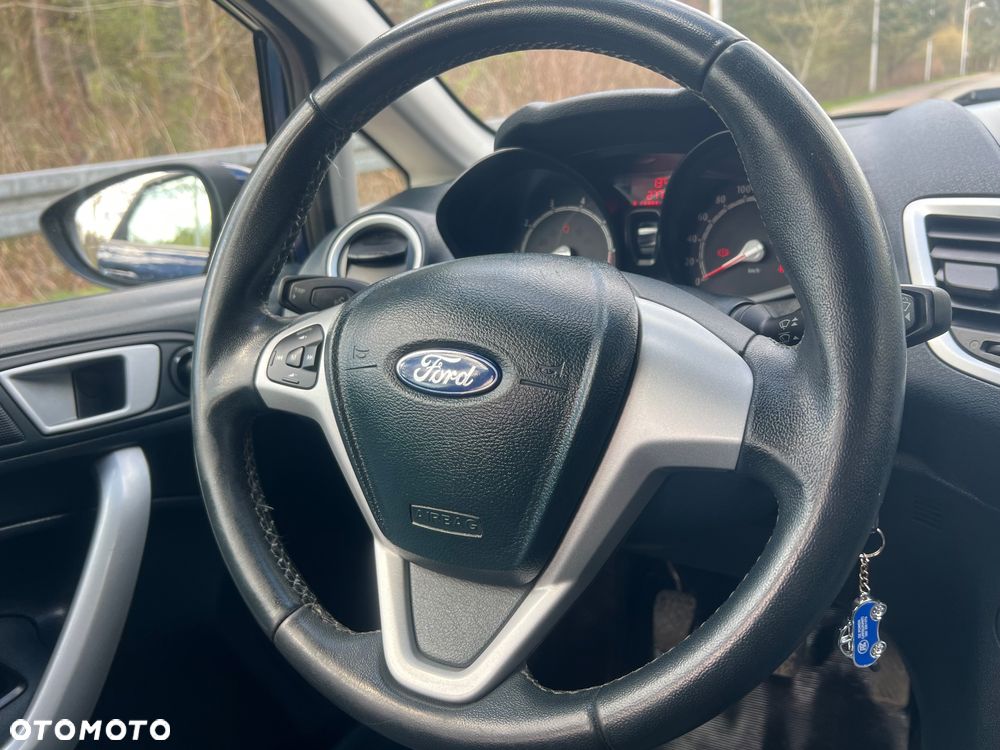 Ford Fiesta 1.25 SYNC Edition - 26