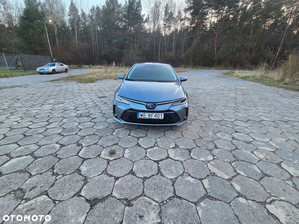 Toyota Corolla 1.8 Hybrid Executive - 3