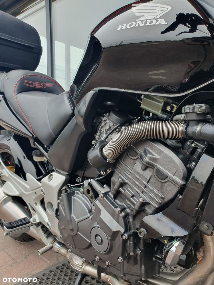 Honda CBF - 24