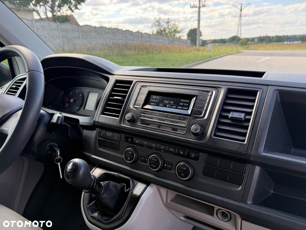 Volkswagen Transporter L1H1 - 17