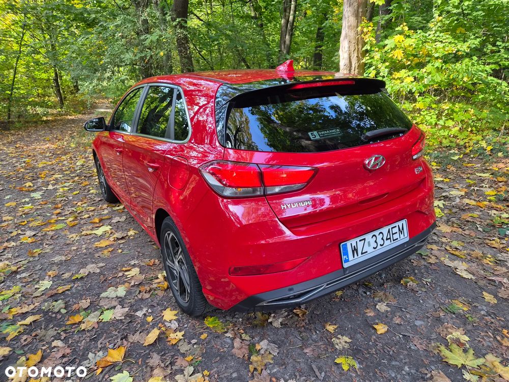 Hyundai i30 1.6 D Comfort - 23