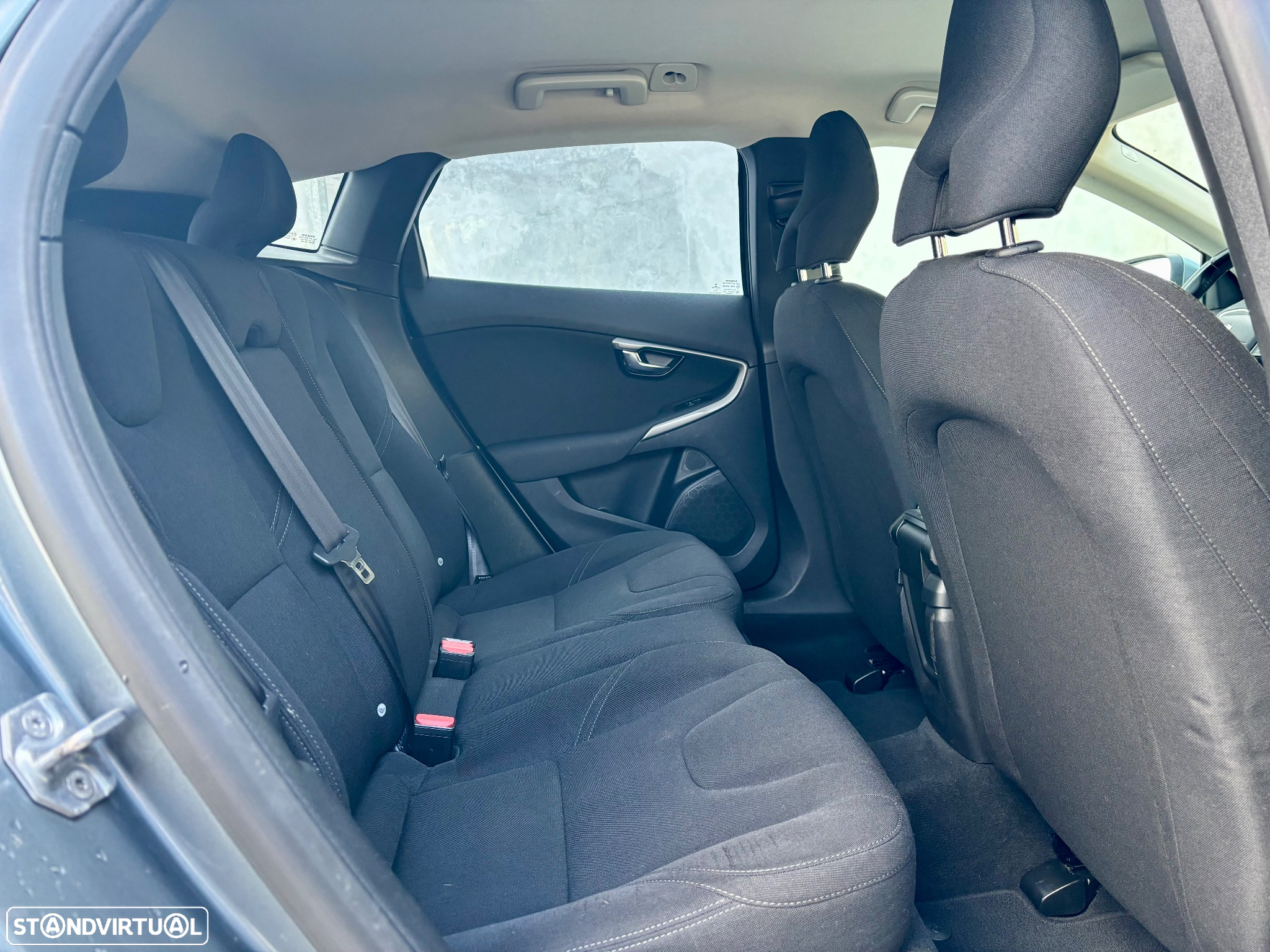 Volvo V40 1.6 D2 Kinetic Eco - 40