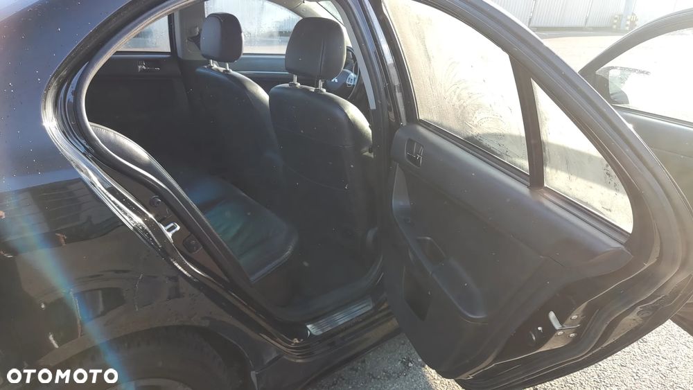 Mitsubishi Lancer 2.0 DID Instyle NAVI - 18