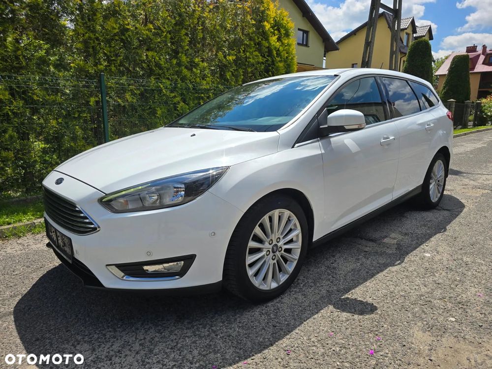 Ford Focus 1.0 EcoBoost Titanium - 4