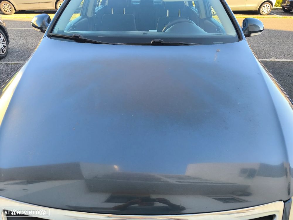 VW Passat 2.0 TDI Confortline - 24