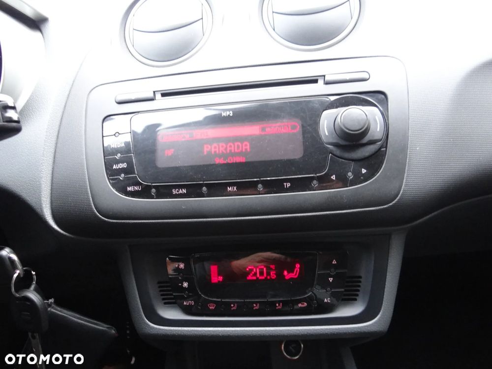 Seat Ibiza 1.4 16V Style - 26