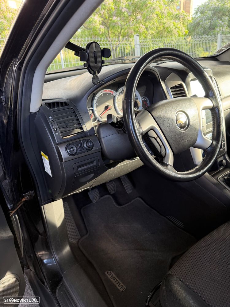 Chevrolet Captiva 2.0 VCDi Seven 7L - 32