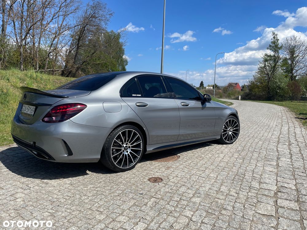 Mercedes-Benz Klasa C 300 7G-TRONIC AMG Line - 6