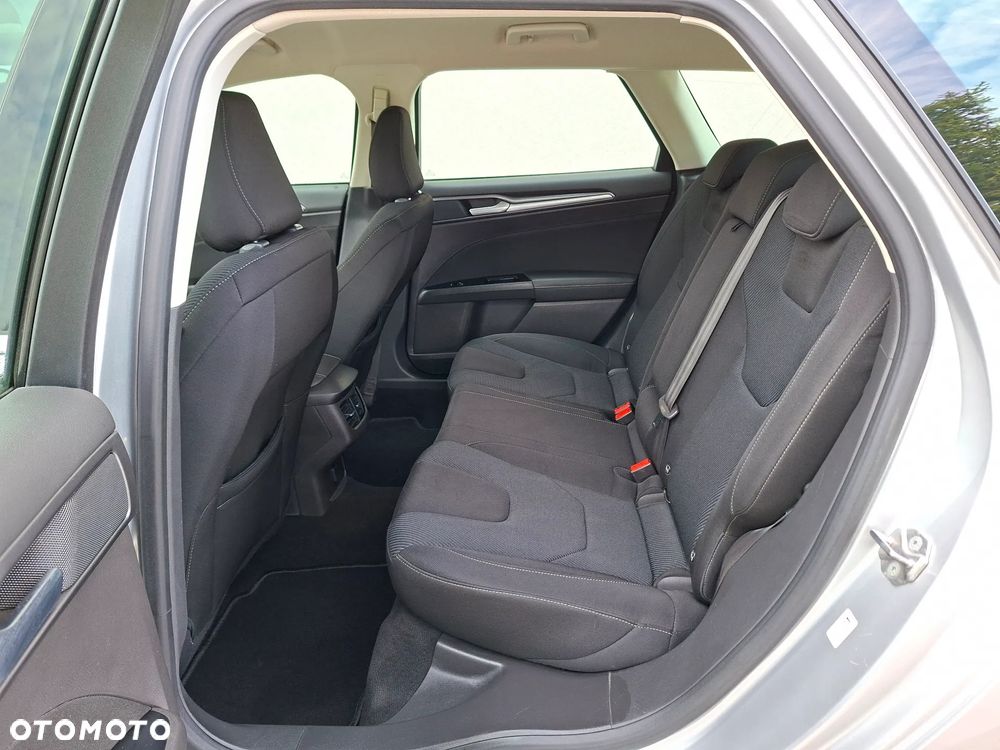 Ford Mondeo 2.0 TDCi STart-Stopp Titanium - 24