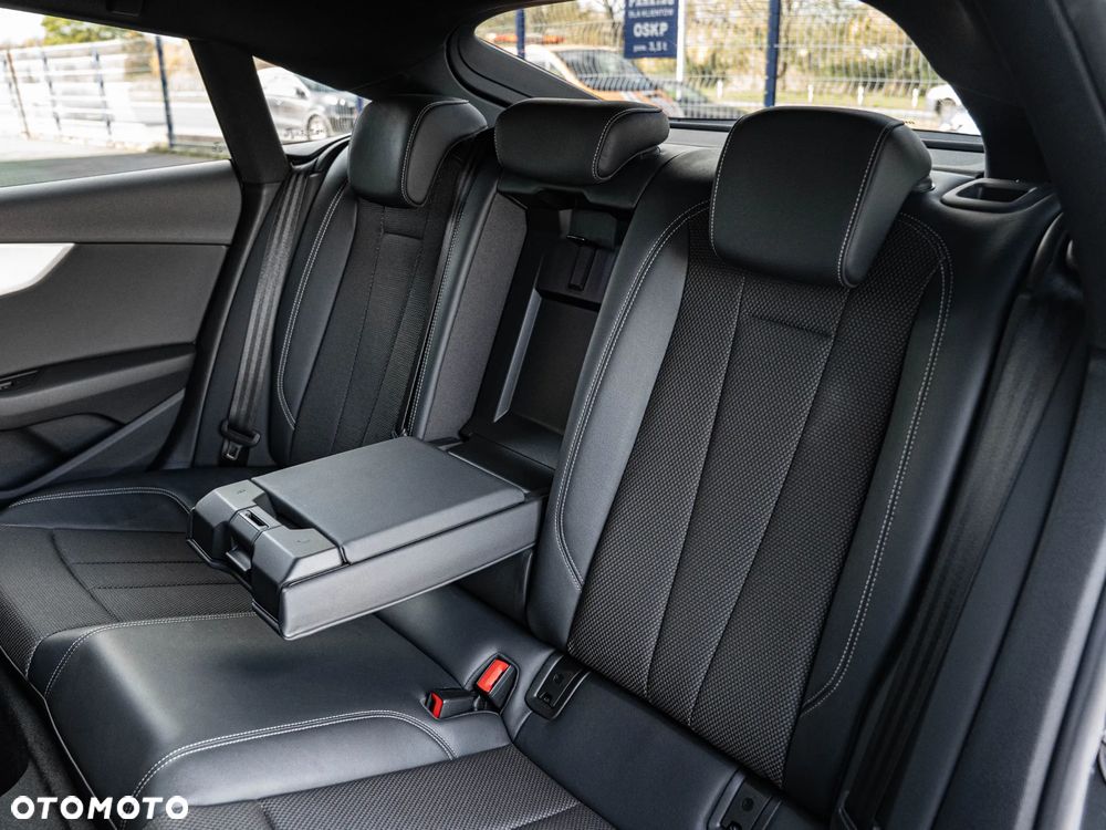 Audi A5 Sportback 35 TDI S tronic S line - 29