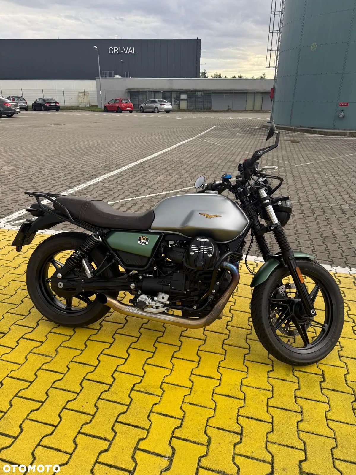 Moto Guzzi V7 - 1