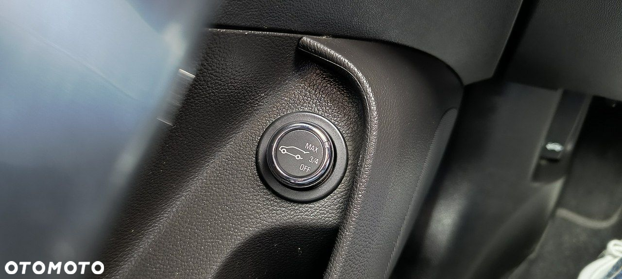 Opel Insignia 2.0 CDTI Cosmo - 25