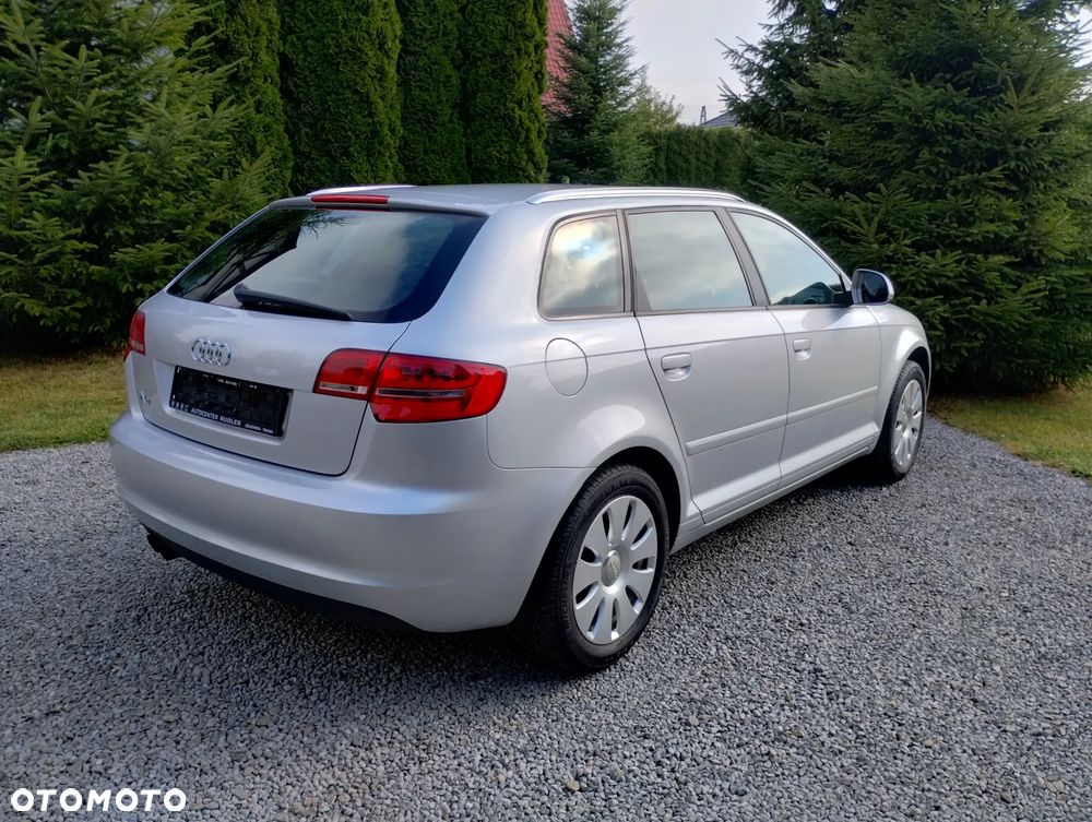 Audi A3 Sportback - 15
