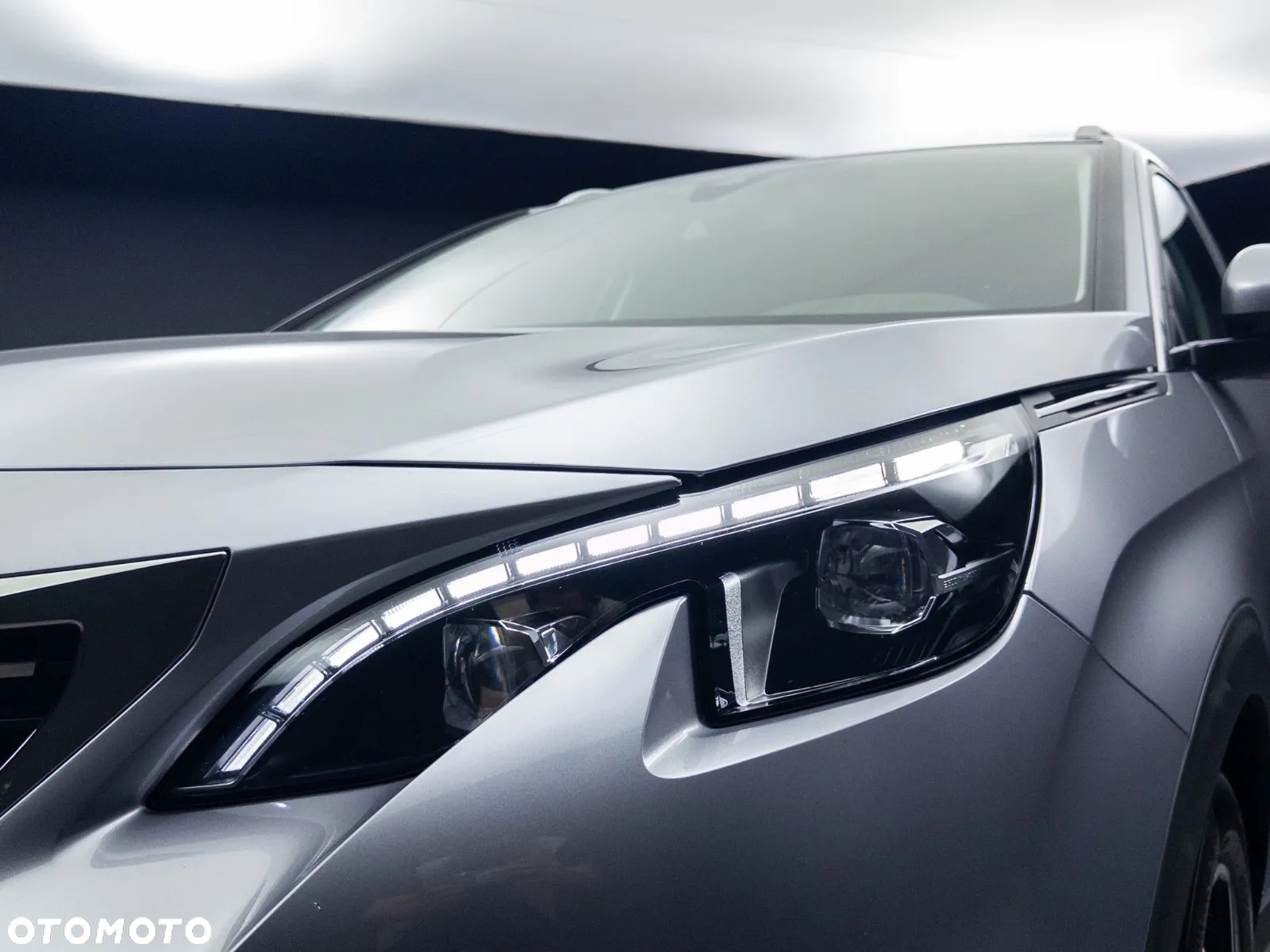 Peugeot 3008 1.2 PureTech GPF Allure S&S EAT8 - 37