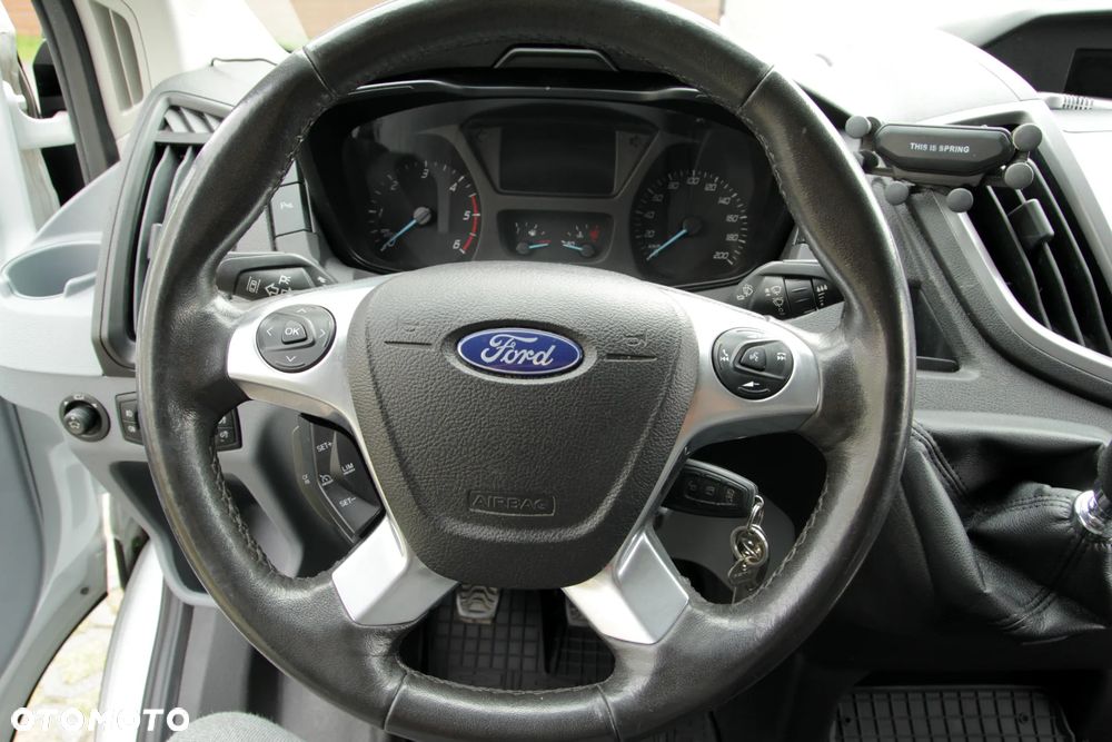 Ford Transit - 7