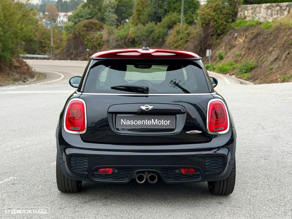 MINI 3 Portas John Cooper Works - 13