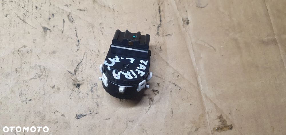 Przełącznik regulacji lusterek Opel Zafira C - 4