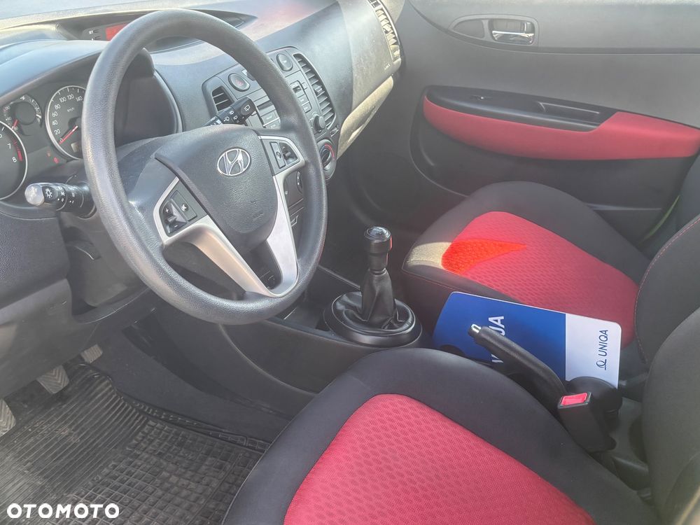 Hyundai i20 1.2 Comfort - 20