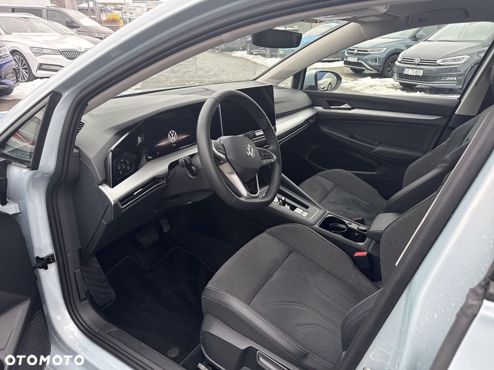 Volkswagen Golf - 9