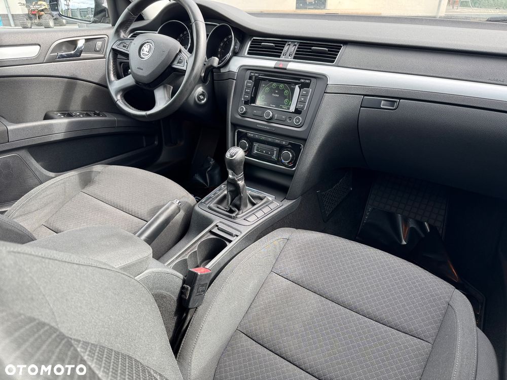 Skoda Superb 2.0 TDI Elegance - 8