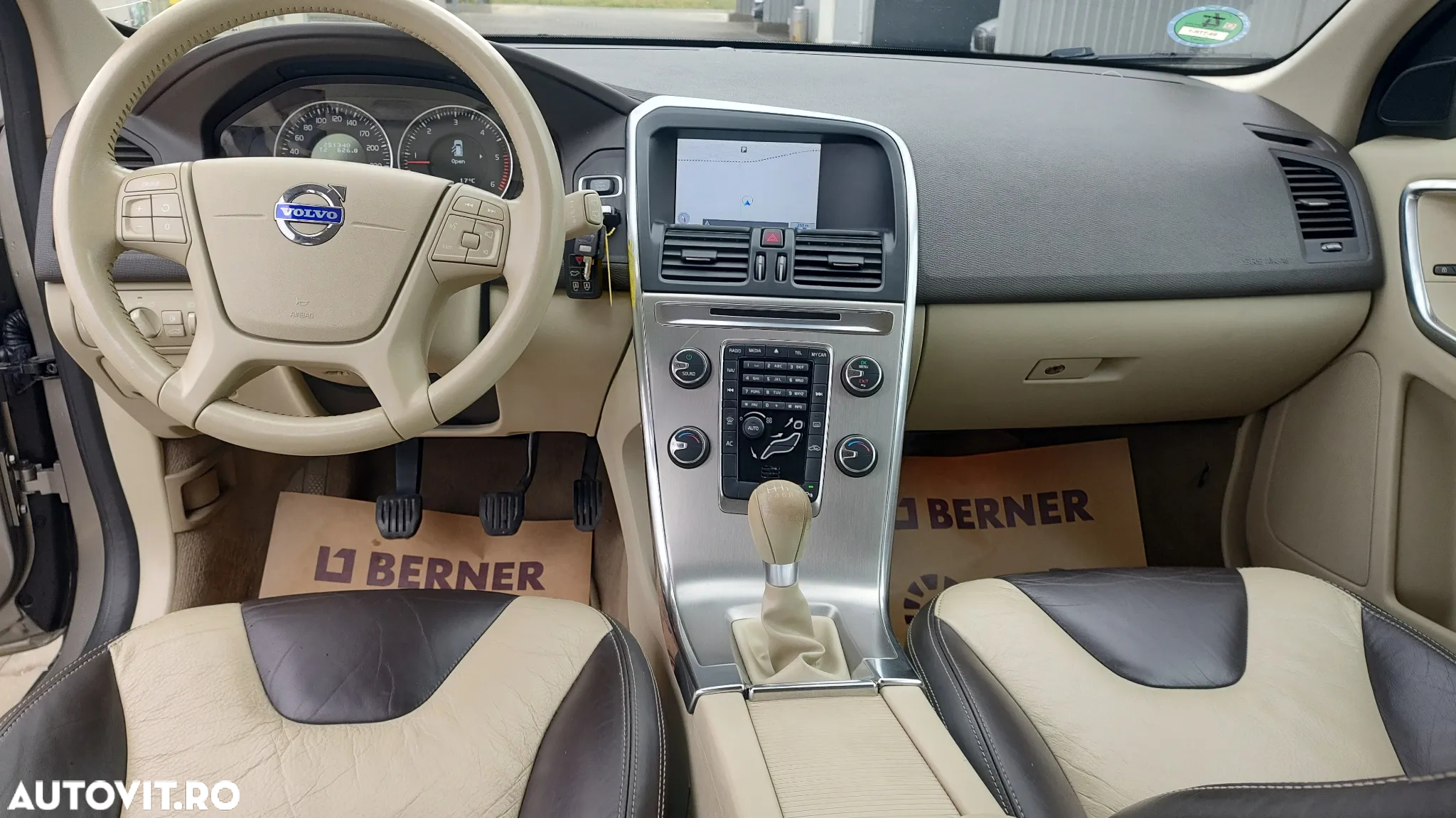 Volvo XC 60 D3 Kinetic - 10